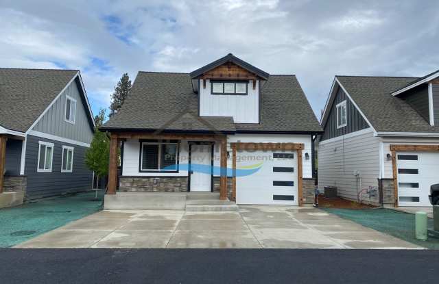 Beautiful Custom Craftsman Home in Coeur d'Alene with 2 Bedrooms and 1.5 Bathrooms! photos photos