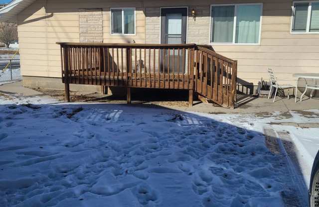 Move In Special- 1/2 Off First Months Rent! Call Rently for a self guided tour today! 888.883.1193 - 1301 11th Street, Rock Springs, WY 82901