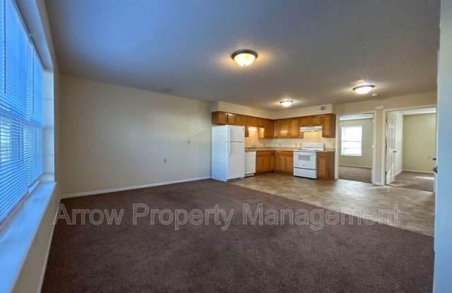 1009 W 14-1 photos photos