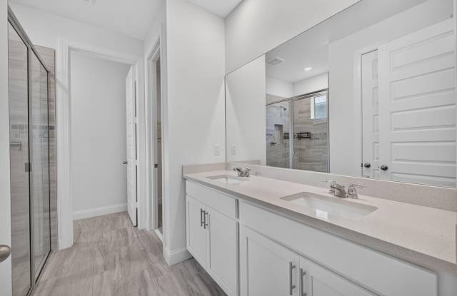 8666 DAHLIA Circle Gallery 2