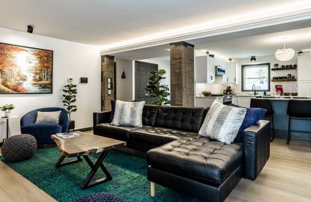 7355 Mikesell Drive Gallery 4