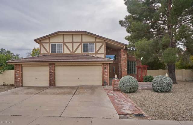 2005 E REDFIELD Road - 2005 East Redfield Road, Tempe, AZ 85283