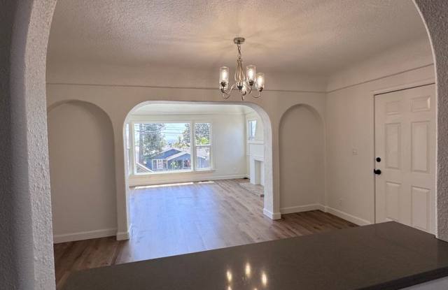 13713 Franklin Street - Gallery 4