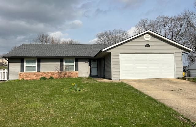 200 Cedar Hill Lane - 200 Cedar Hill Lane, Springboro, OH 45066