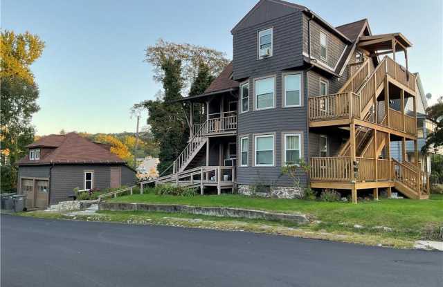 49 Golden Hill St photos photos