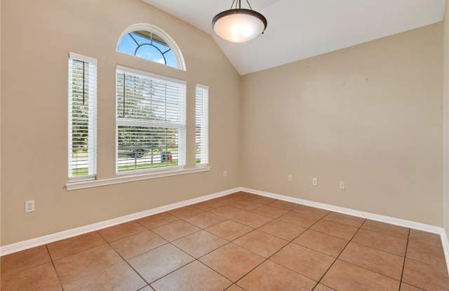 307 San Rafael Drive Gallery 4