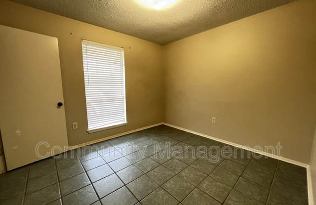 11778 Tams Dr Gallery 2