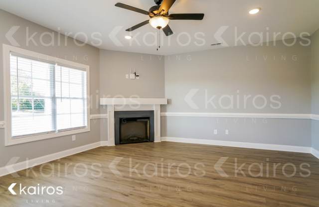 3708 Oak Leaf Way Gallery 2