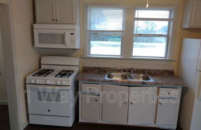 1119 Hickory St photos photos
