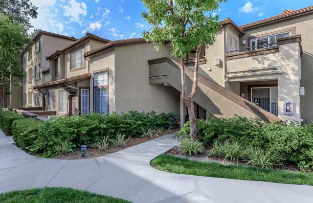 Wood Canyon Villa Apartment Homes Gallery 2