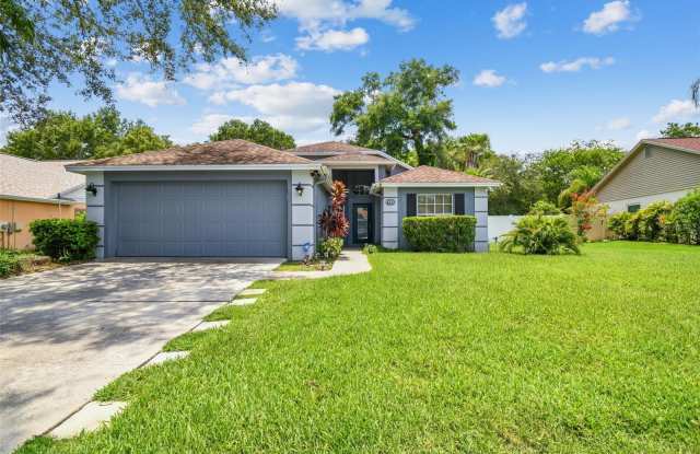 3018 SPRAWLING OAKS PLACE Gallery 2