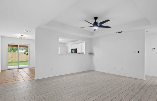 6023 LAKE VICTORIA ST Gallery 4