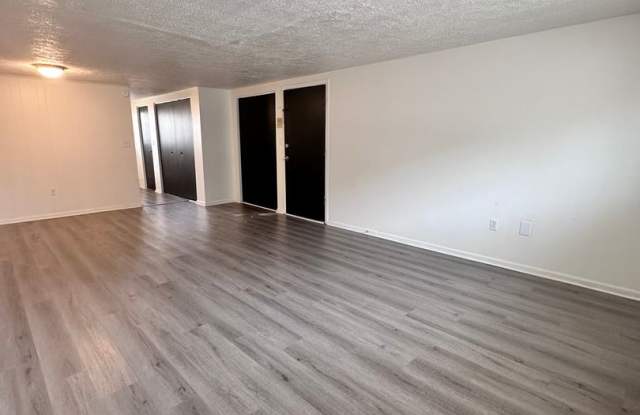 Apply Now and Secure this 2-Bedroom Apartment in Downtown Beaver! photos photos
