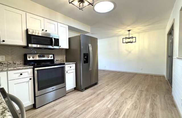 1239 S Flagler Ave photos photos