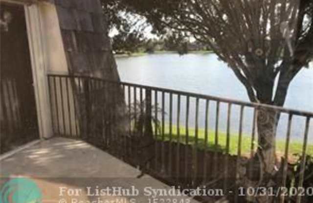 8356 N Coral Cir Gallery 4