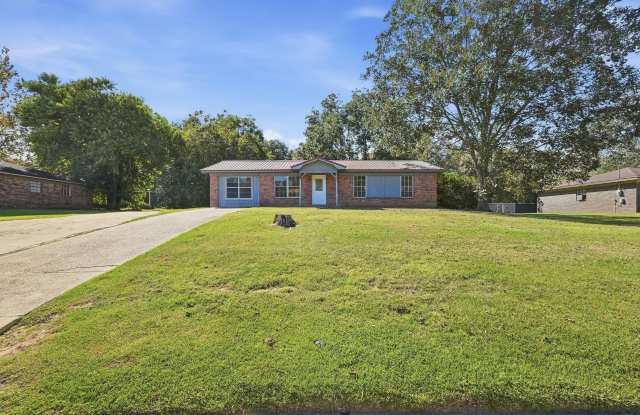 2325 Sweetgum Drive Gallery 2