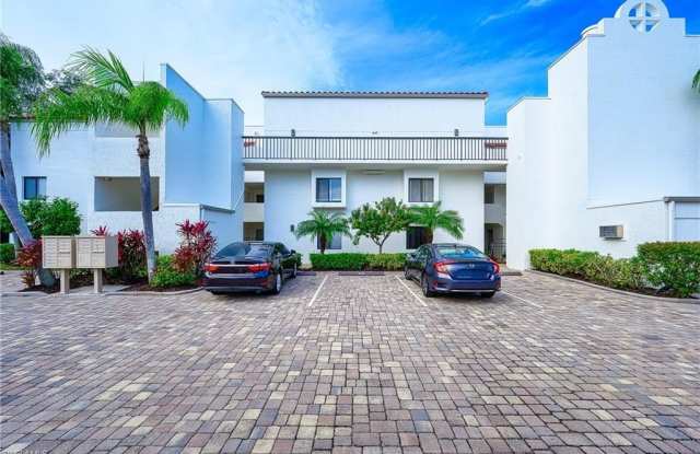 586 Beachwalk Cir Gallery 2