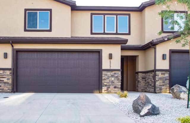 4 Bedroom Townhome in Hurricane! photos photos
