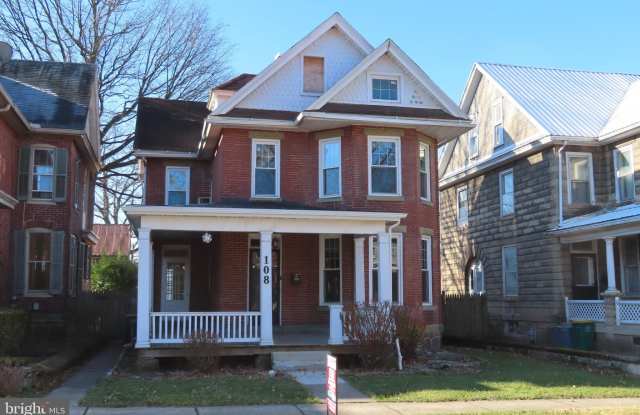 108 COMMERCE photos photos