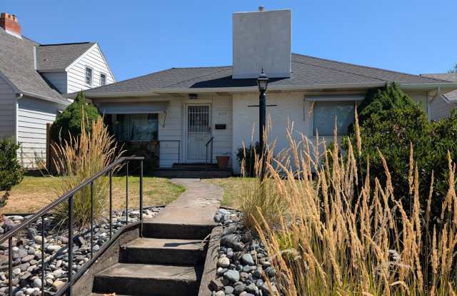 3 Bedroom Normal Hill House - dog-friendly! photos photos