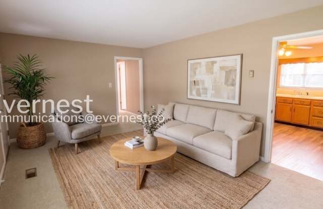 1314 Laredo Avenue Gallery 3