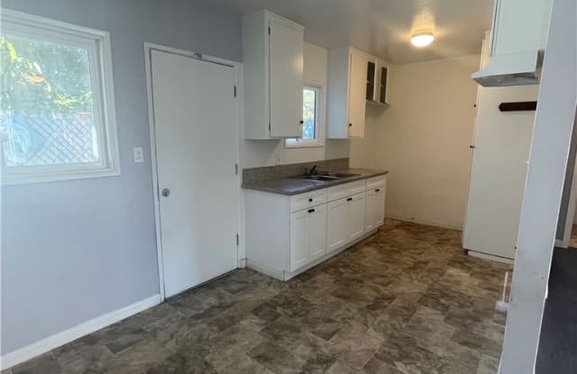 6851 Ira Avenue - 6851 Ira Avenue, Bell Gardens, CA 90201
