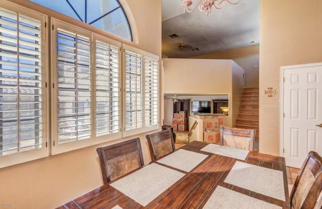 7176 N VIA DE AMIGOS -- Gallery 3