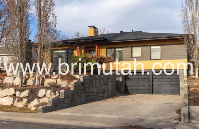 2397 Logan Way photos photos