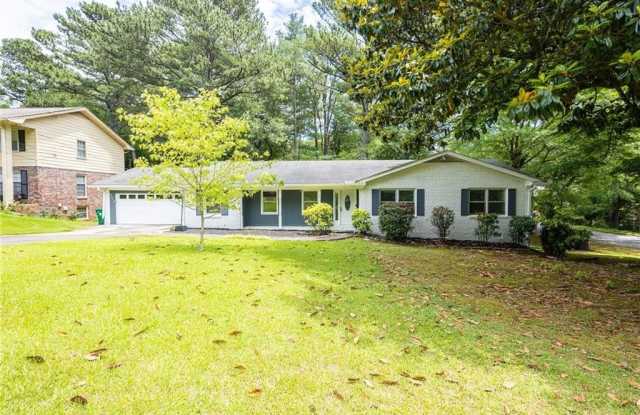 2519 Lauderdale Drive NE photos photos