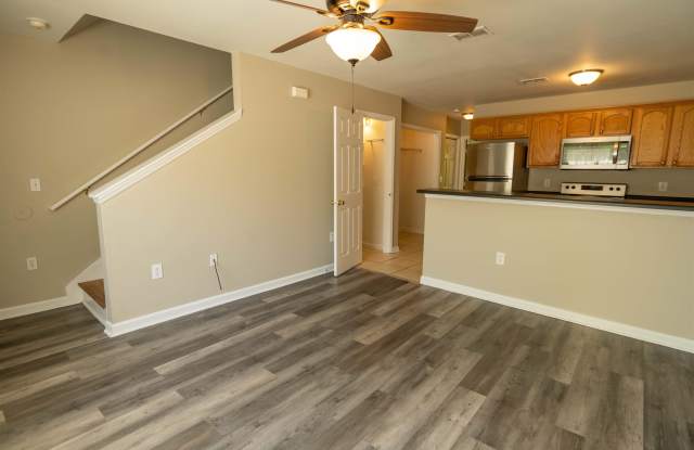 2774 Hartsfield Road Gallery 3