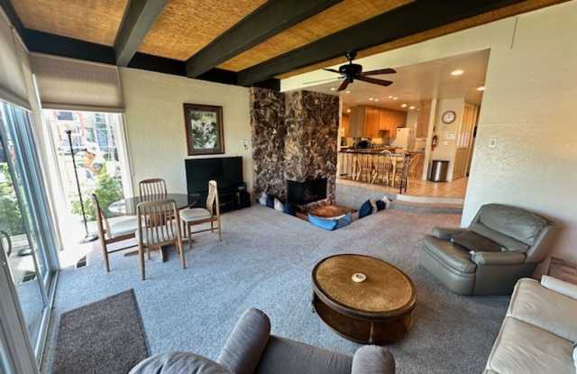 Condo with beautiful channel views available for a seasonal 3-6 month lease! Call to inquire today! photos photos