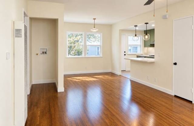 5824 Bowcroft St Gallery 2