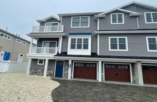 26 Trenton Avenue photos photos