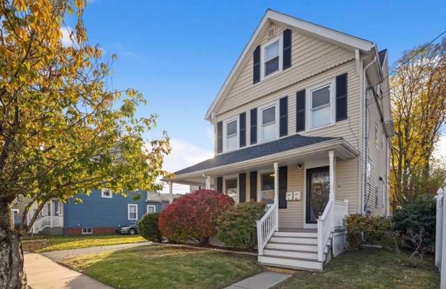 14 Everett St photos photos