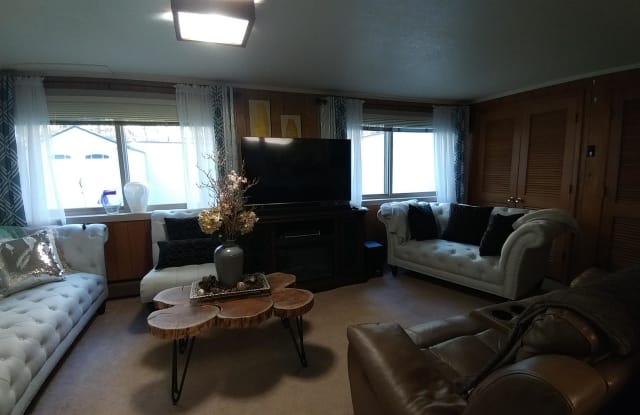 6334 Thurman Drive - 6334B - 6334 Thurman Drive, Anchorage, AK 99502