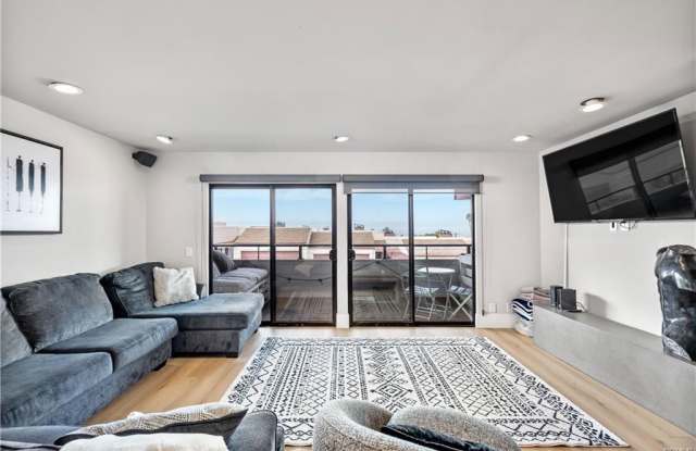 419 Camino de las Colinas Gallery 4