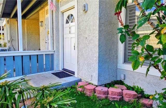 926 Philadelphia Street W photos photos
