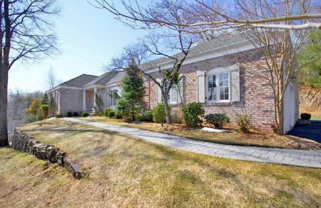 29 Vincent Rd - 29 Vincent Road, Essex County, NJ 07009