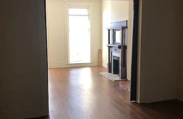 Two Story Apartment on Broad Street Gallery 3
