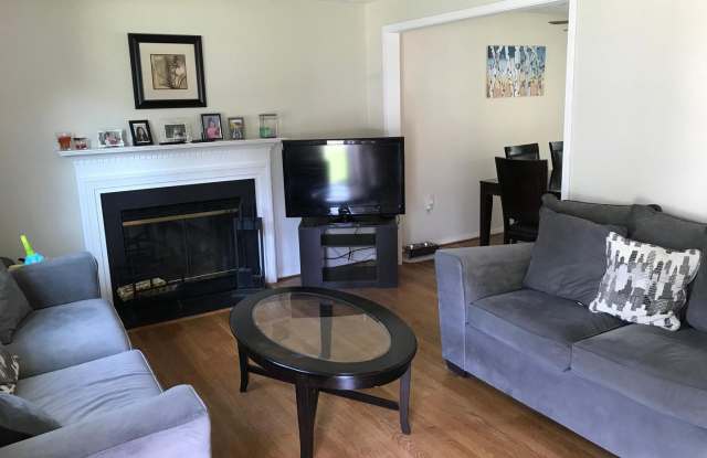 8714 FAIRHAVEN PL Gallery 3