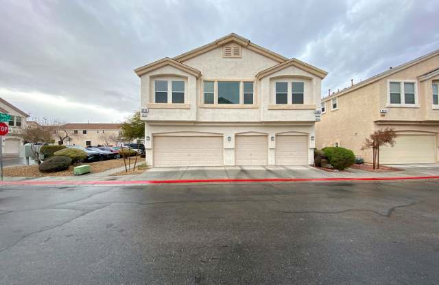 2 BEDROOM 2 BATH TOWNHOME IN GATED COMMUNITY photos photos