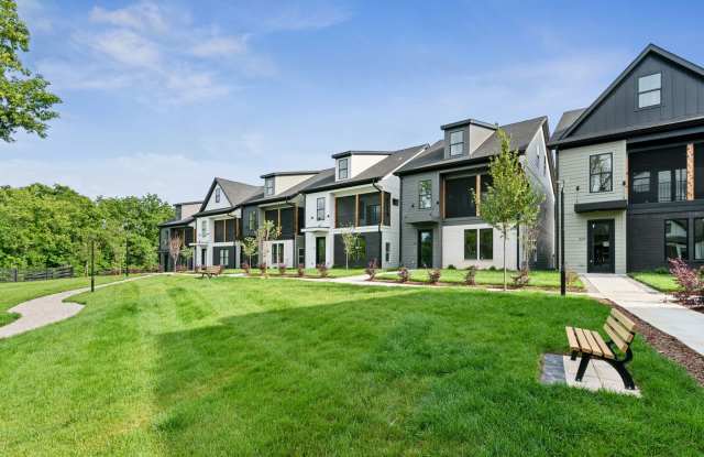 Gorgeous 3/2.5 Single Family Rental Available! Gallery 3