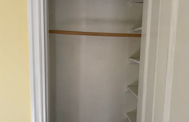 Spacious 3 Bedroom, 1.5 Bath House for Rent in Brewer Gallery 4