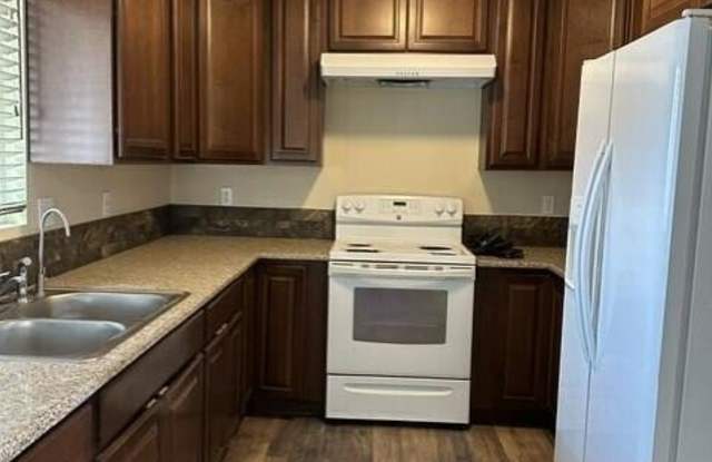 6336 N Rockland Drive Gallery 2