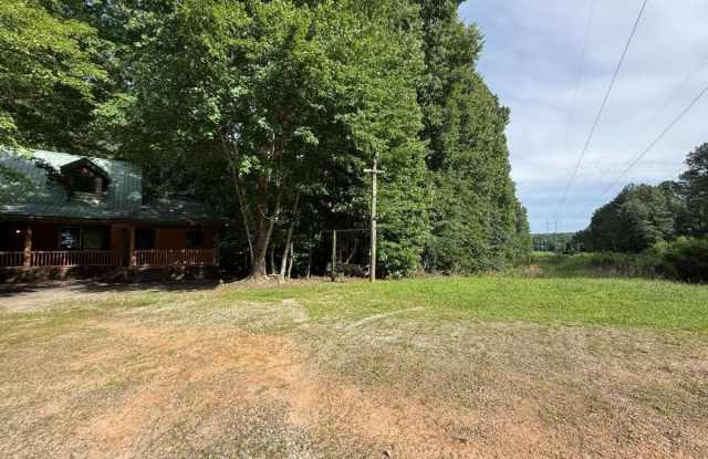 2405 Mountain Road Gallery 2