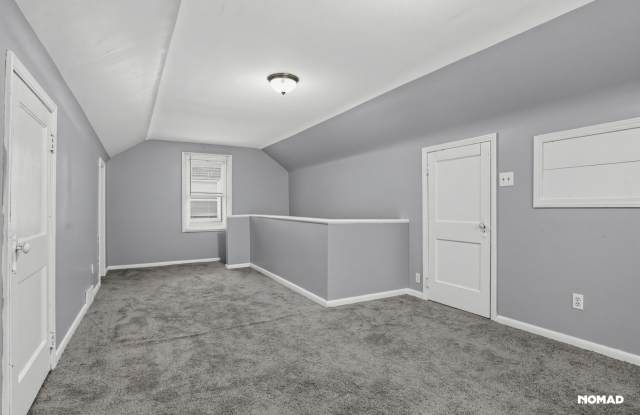 Charming 4BR House in Detroit Gallery 4