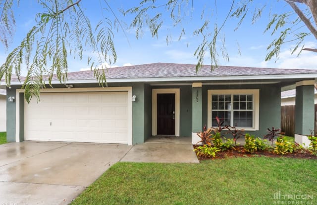 1509 21st Street SE - 1509 21st Street Southeast, Ruskin, FL 33570