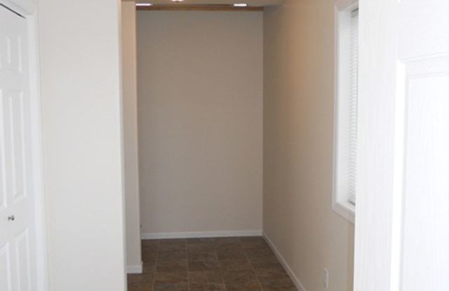 3 Bed 3 Bath Twin Home Gallery 3