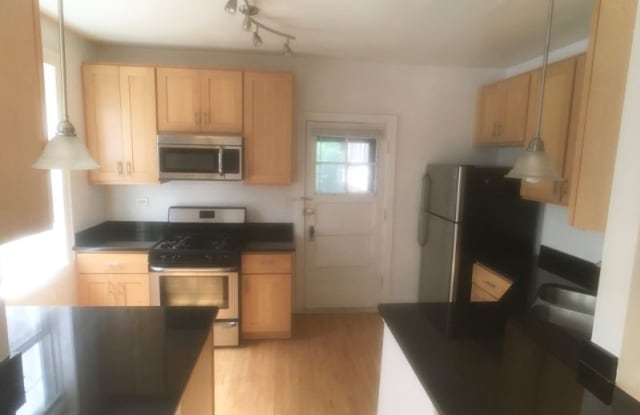 804 Seward ave 1e - 804 Seward St, Evanston, IL 60202