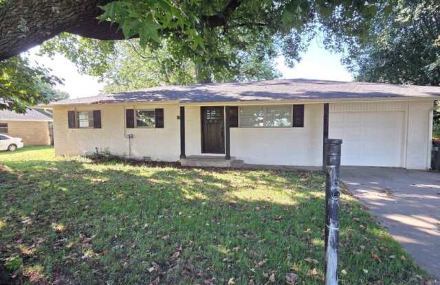MUST SEE CHARMING HOME! photos photos